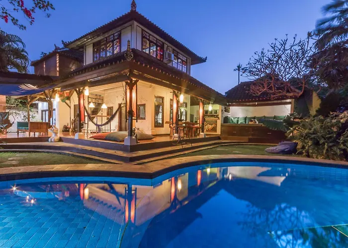 Villa Blue - 4Br Authentic And Atypical Villa In Seminyak