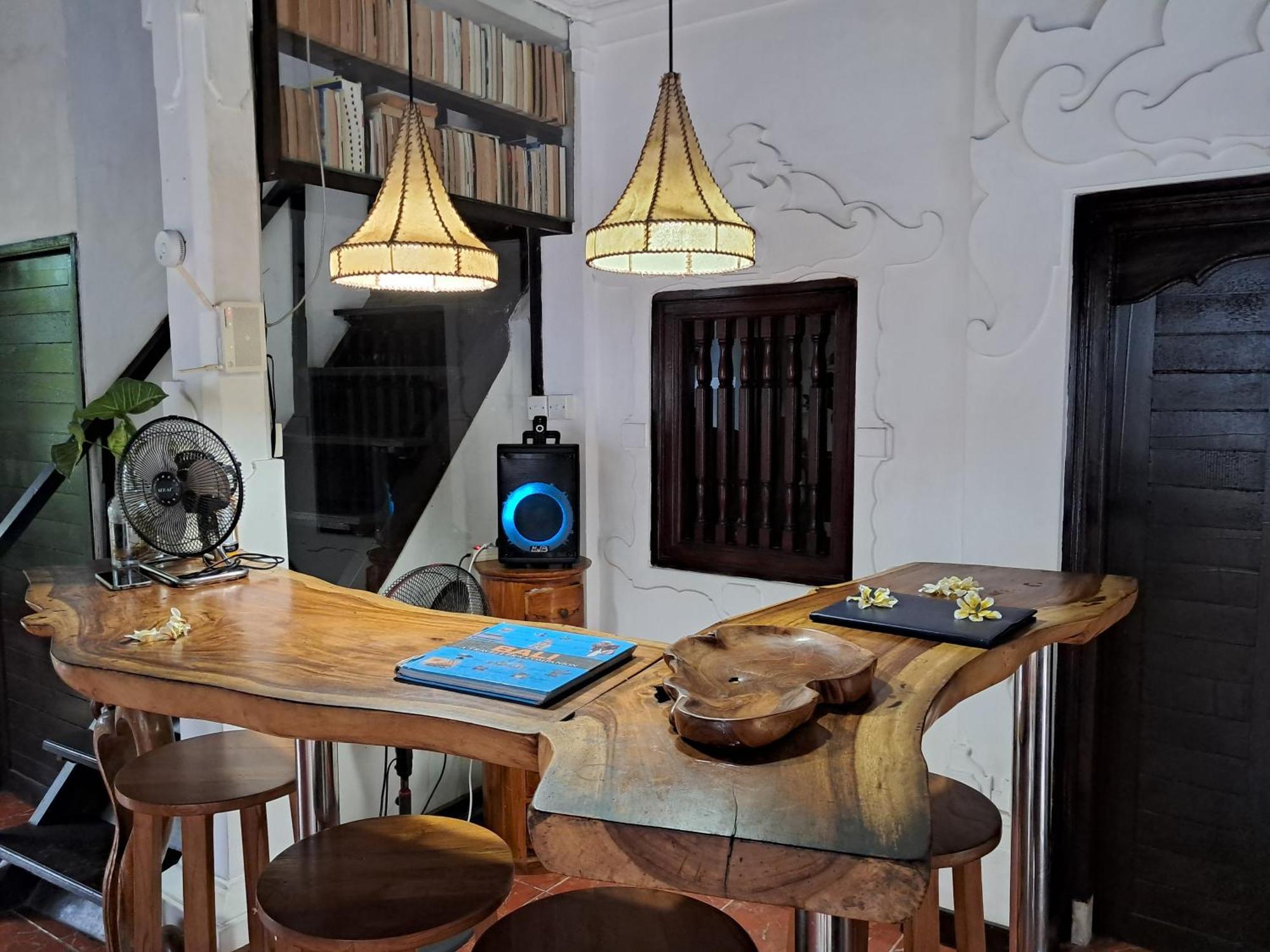 Villa Blue - 4br Authentic And Atypical In *