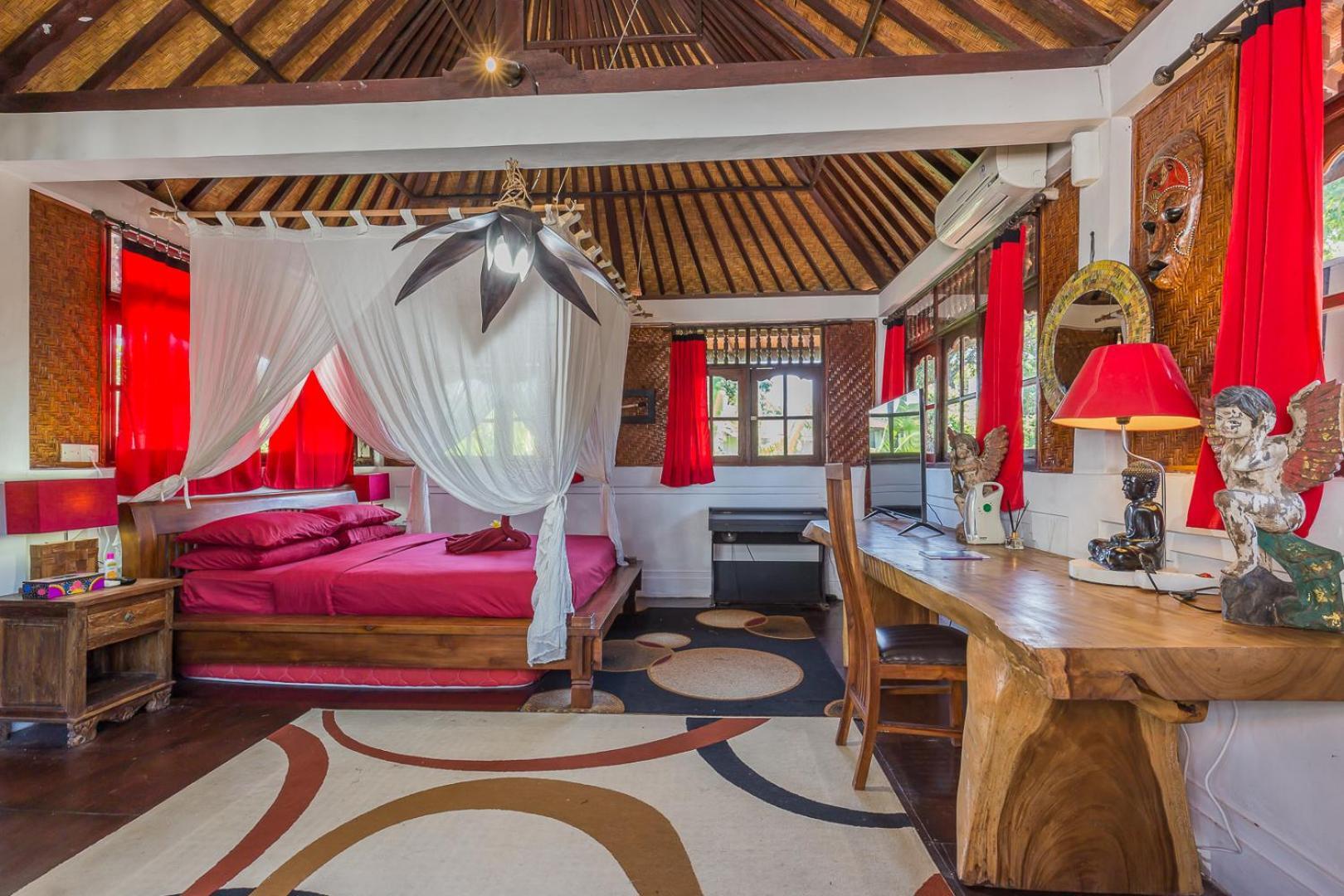 Blue - 4br Authentic And Atypical In Seminyak (Bali)