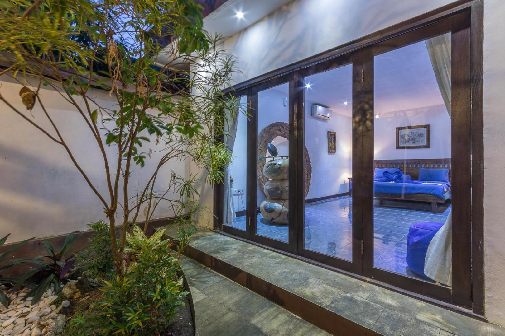 Villa Blue - 4br Authentic And Atypical In